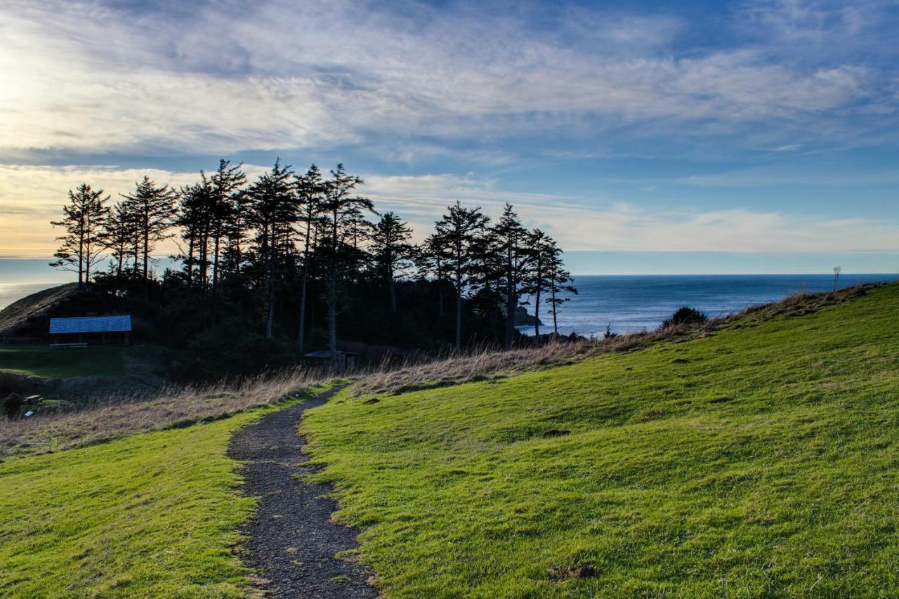 Beaches Inn | Orca Bay Townhouse Cannon Beach Bagian luar foto